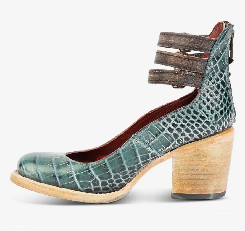 Daisy | Vintage-Inspired Pumps